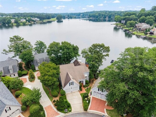 Photo - 1695 Spinnaker Dr