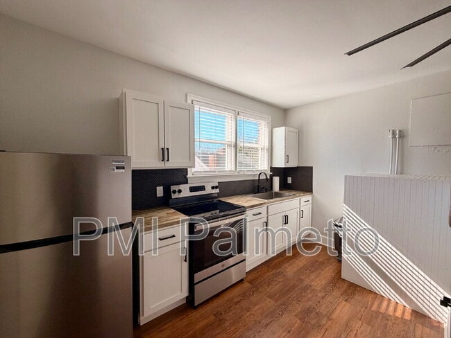 Photo - 502 1/2 State Street