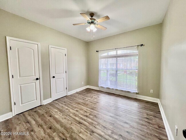 Photo - 101 Wildflower Ln