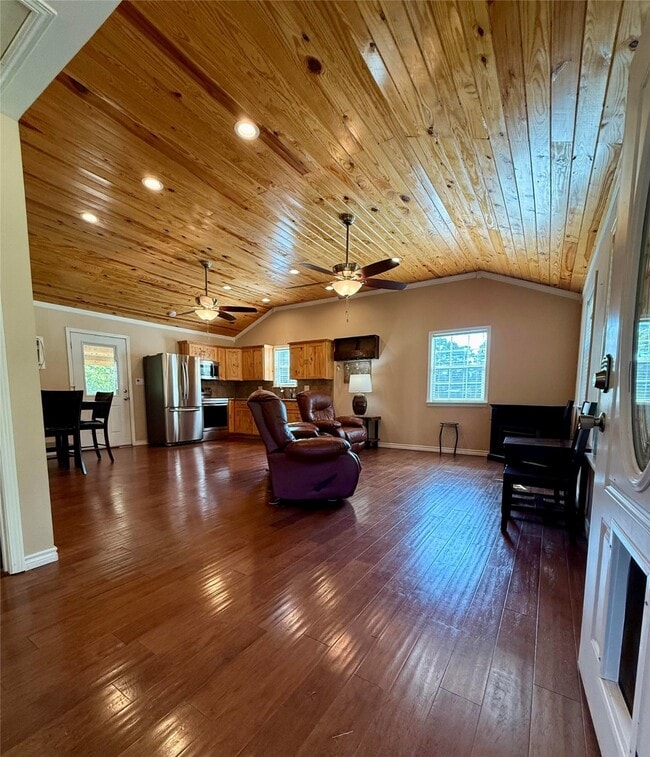 Photo - 500 Mangum Rd