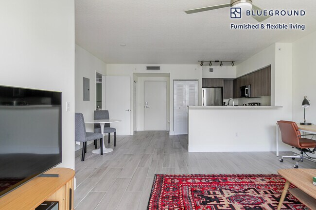 Photo - 1000 NW 7th St Unidad FL6-ID145