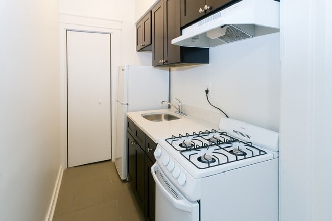 Photo - 5528-5532 S. Everett Avenue