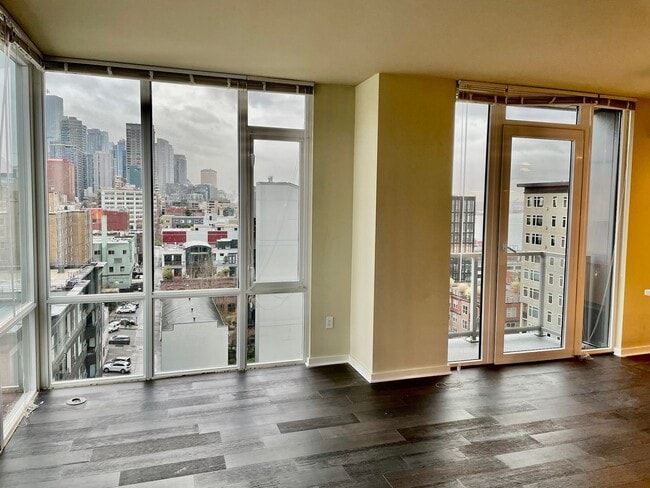 Photo - TOP FLOOR PENTHOUSE, Views Galore!!! $2000.00 rent credit available