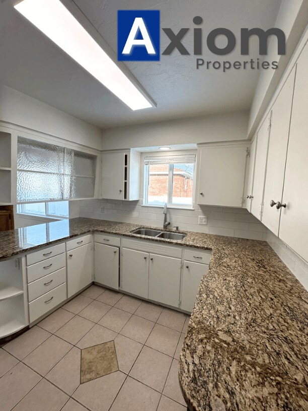 Photo - 906 E Elm-A Unit A