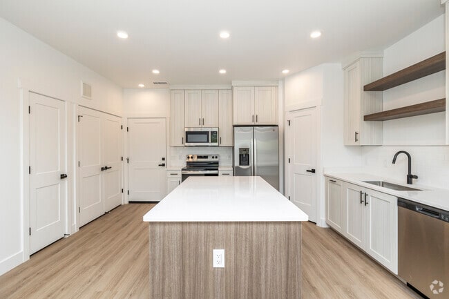 Interior Photo - Canyon Del Rio Village Apartments + Townhomes