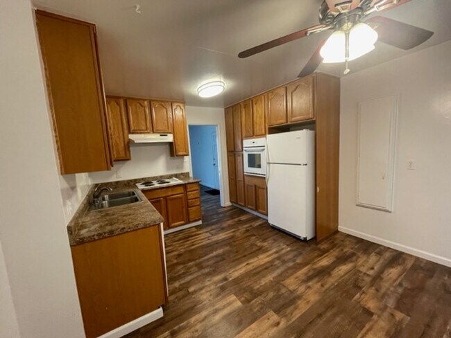 Photo - ALDEN 3538 Unit 4