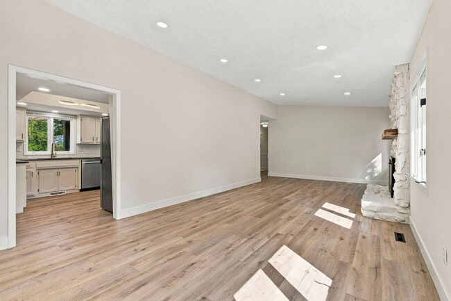 117 Ridgeview Dr