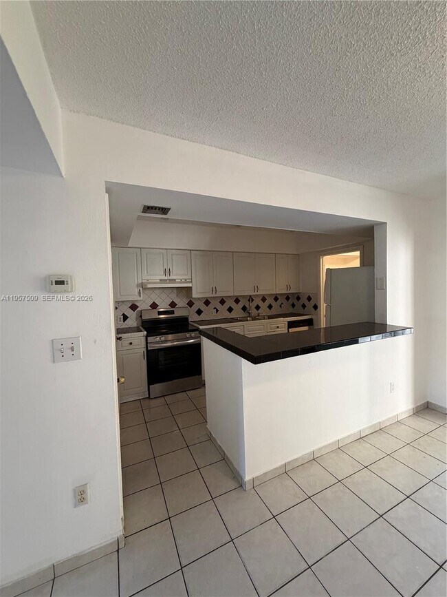 Photo - 8401 SW 107th Ave Unidad 129E