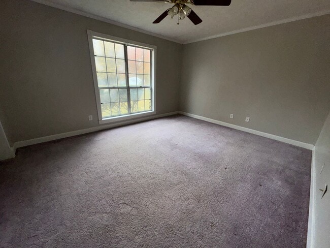 Photo - 2 Bedroom, 1 Bathroom - Home in Garden Lakes!