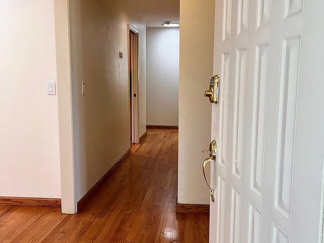 3120 Silbury Ct
