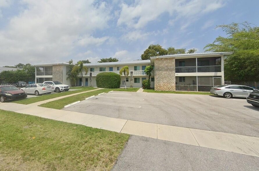 Photo - 115 SW 1st Ave Condo Unit 10