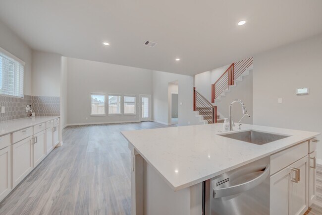 Photo - 14257 Lake Lodge Dr