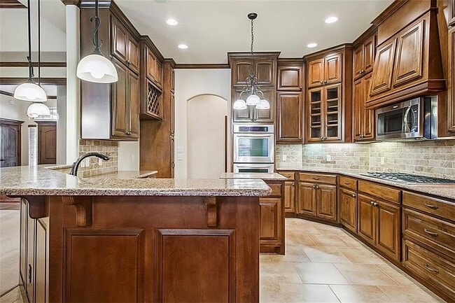 Photo - 8620 NW 113th Ct