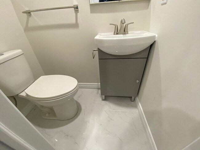 Photo - 29 Tillbrook Ct