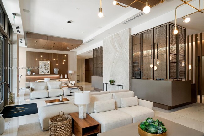 Photo - 515 Valencia Ave Condo Unit 203
