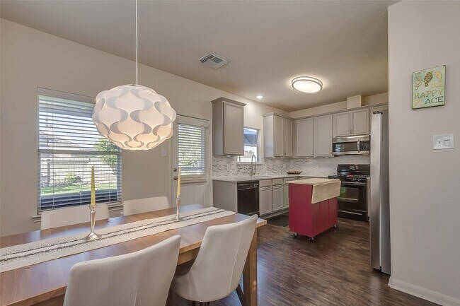 Photo - 25311 Sierra Woods Ln