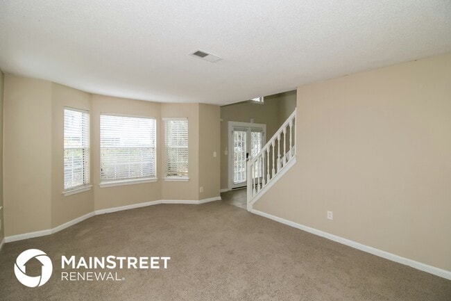 Photo - 6129 Pomerania Trail