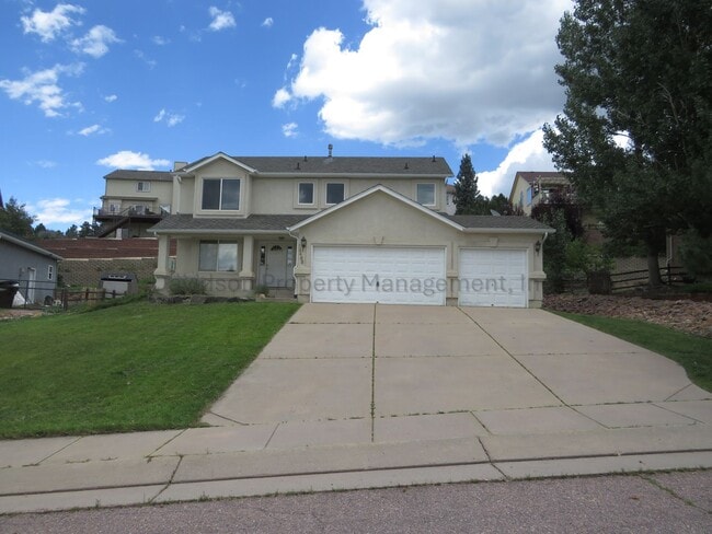 Building Photo - Stunning 3 Bedroom House in North Gleneagle