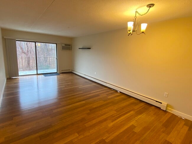 Photo - 575 Broad St Unit 307