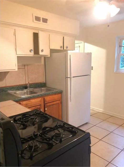 Photo - 1726 Taylor Rd