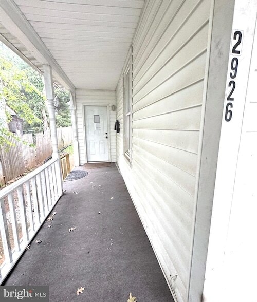 Building Photo - 2926 Erdman Ave Unit APT 1