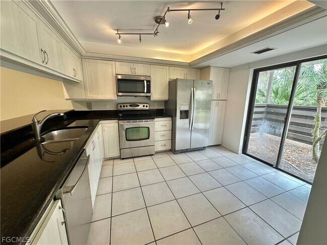 Photo - 209 Pinebrook Dr