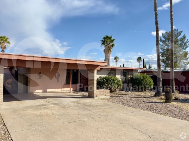 Building Photo - 2749 S Pace E Dr Rental