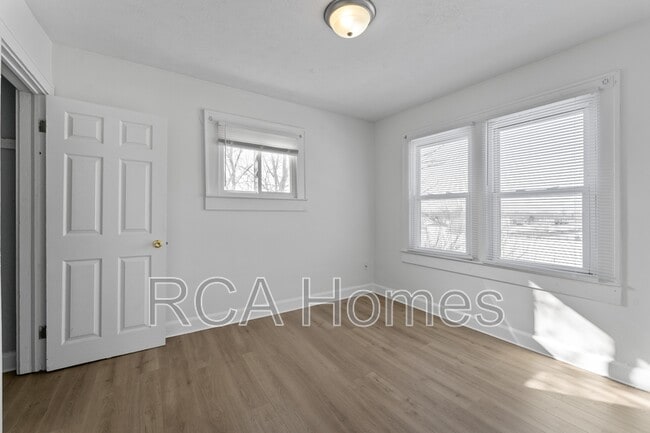 Photo - 601 N Sherman Dr