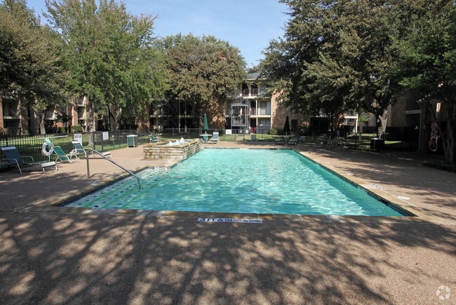 Building Photo - The Gallery Apartments