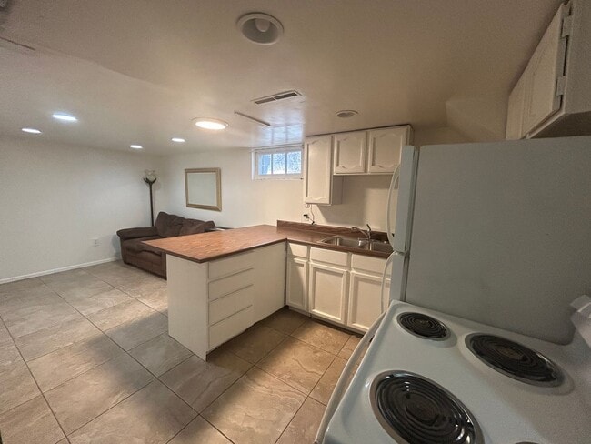 Photo - 2 bedroom 1 bath Provo basement apartment