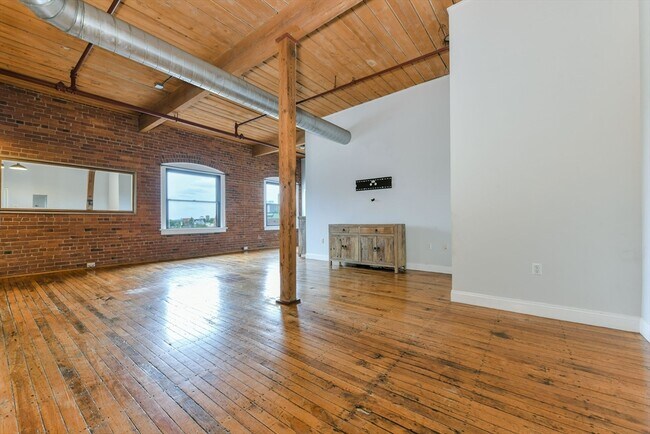 Photo - 244 Brighton Ave Unit 406