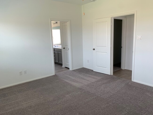 Building Photo - 3707 Gentle Meadow Dr