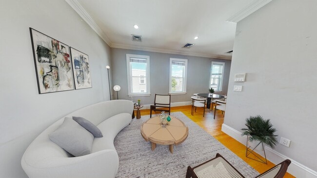 Building Photo - 32 Ward St Unit 3 Rental