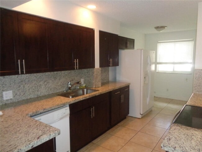Photo - 10939 W Broward Blvd