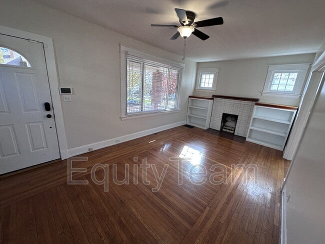 Photo - 4107 Sherwood Ave