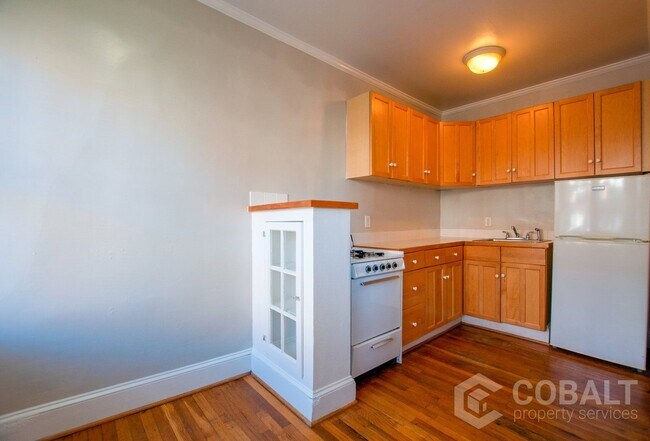 674 Somerset Terrace NE Unidad 10
