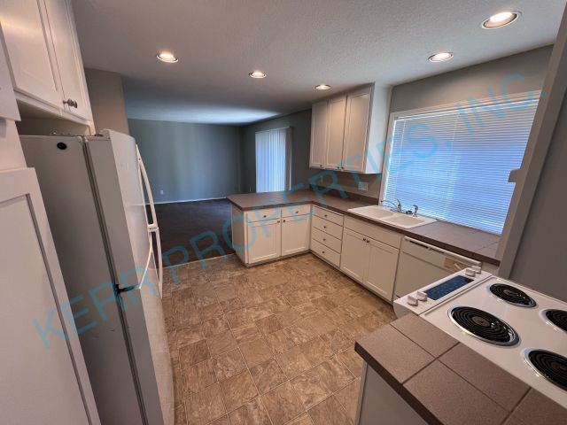 Photo - 14824 SE Sieben Creek Dr