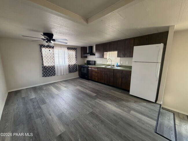 8210 W Emerson Dr