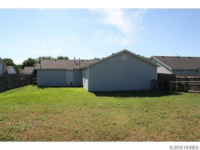 Photo - 616 NE Fenway Ave