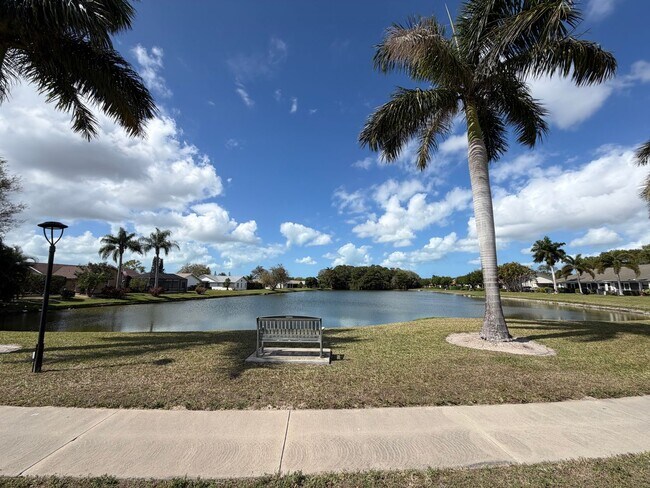 Photo - ANNUAL RENTAL - 4 BED / 3 BATH LAKE FRONT POOL HOME IN REGENT PARK