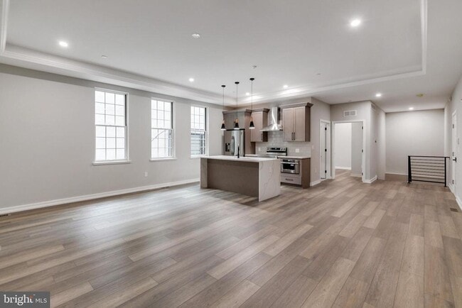 Building Photo - 752 S 16th St Unit 1B Rental
