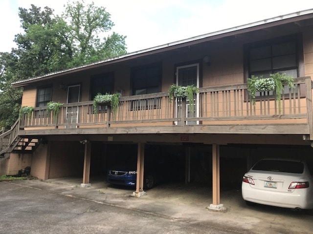 Left side Unit - 2741 Riverside Ave Unit 2741