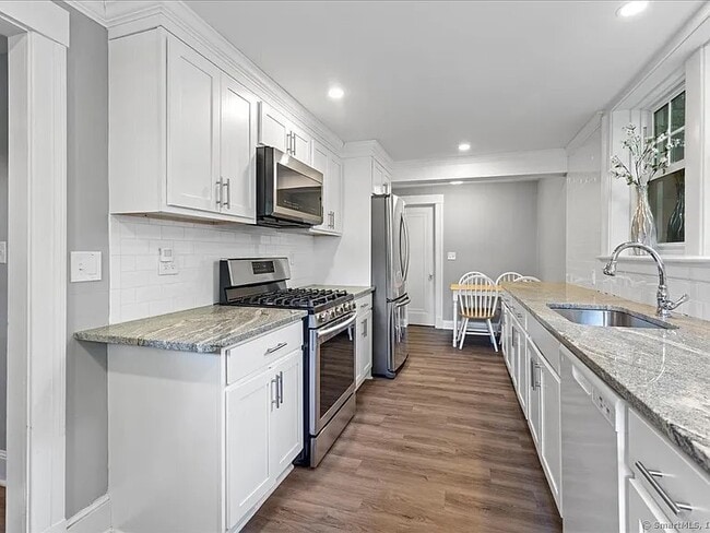 Photo - 203 Ridgewood Ave Unit 1