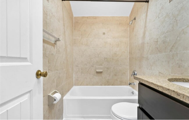 Photo - 88-20 70th Rd