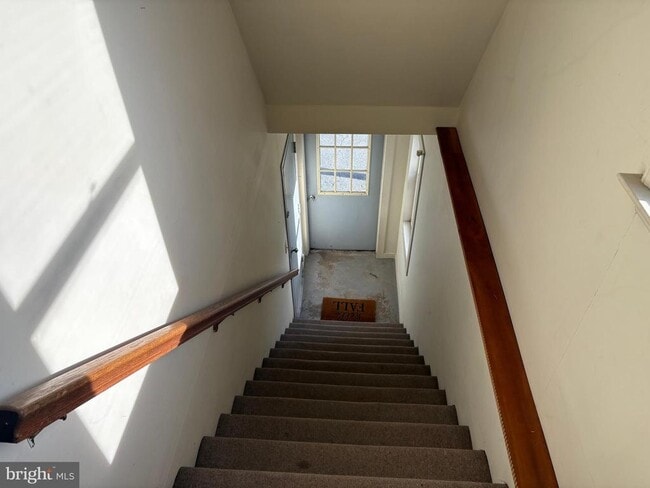 Photo - 221 E Penn Ave