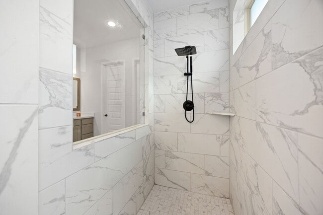 Photo - 2122 Germander Ln