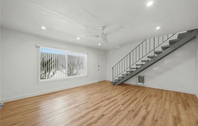 Building Photo - 3371 E Andy St Unit APT 4