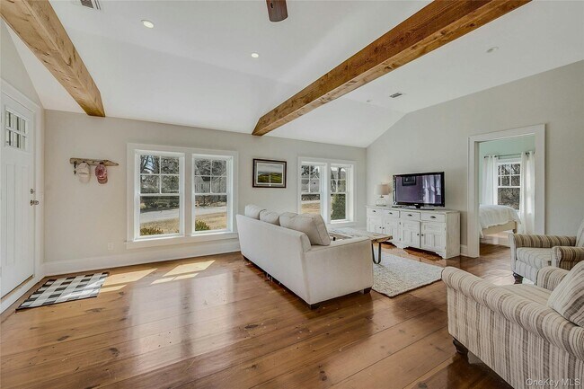 635 Strohson Rd