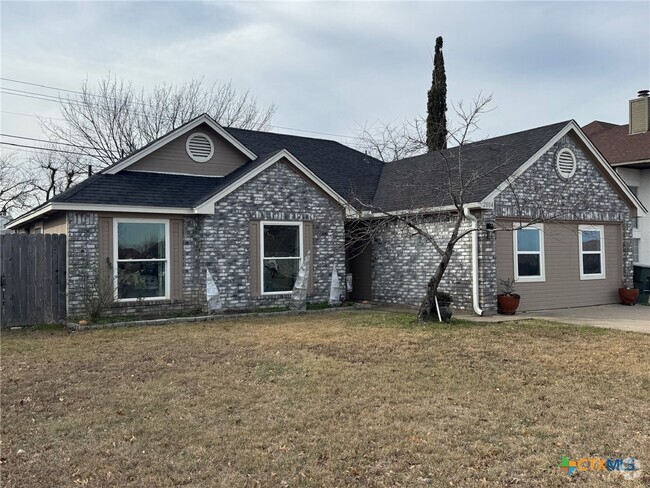 Building Photo - 2804 Bluejay Dr Rental