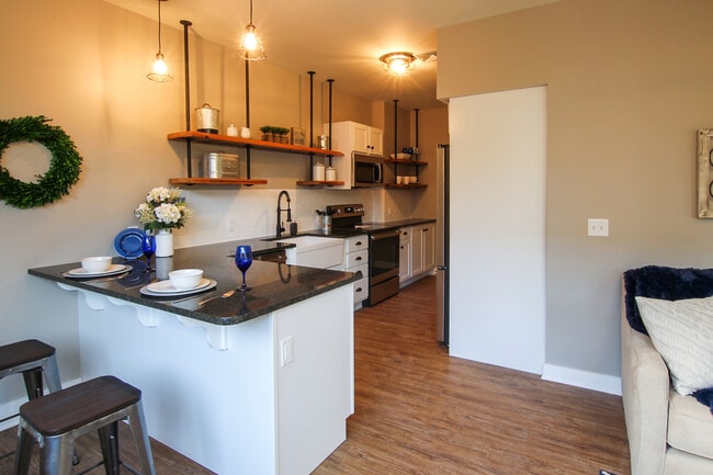HBG Realty Benmar